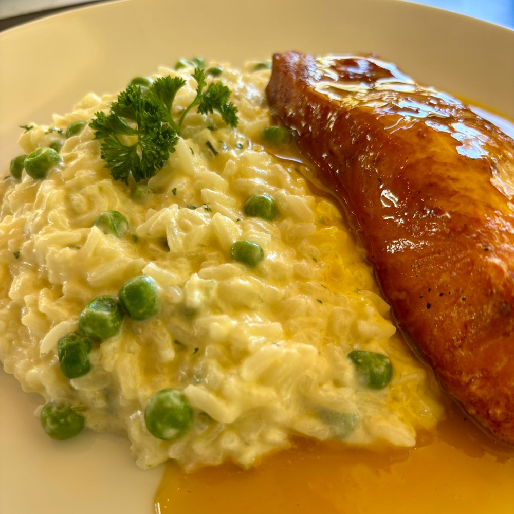 Salmão ao molho de laranja