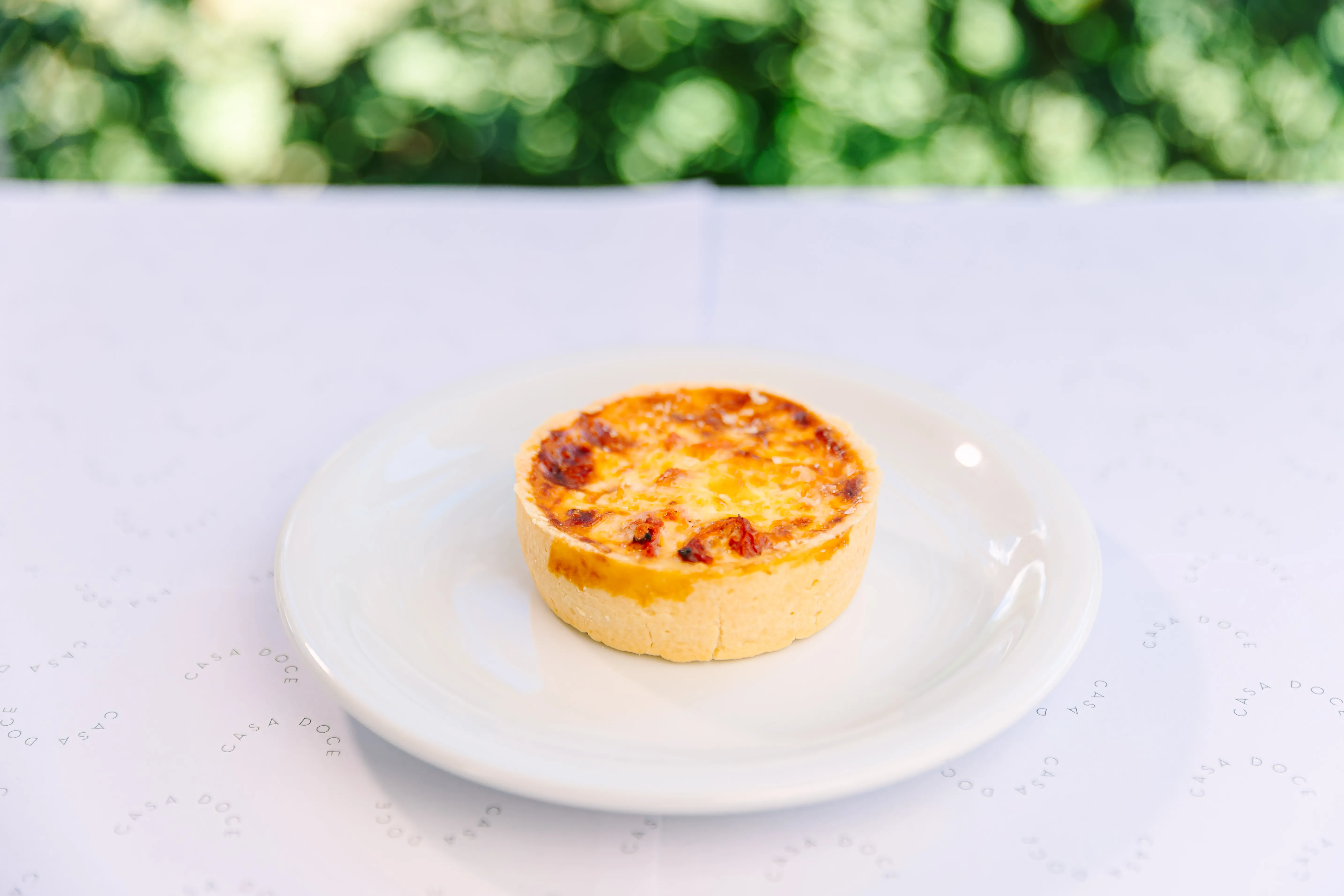 QUICHE TOMATE SECO COM QUEIJO MINAS